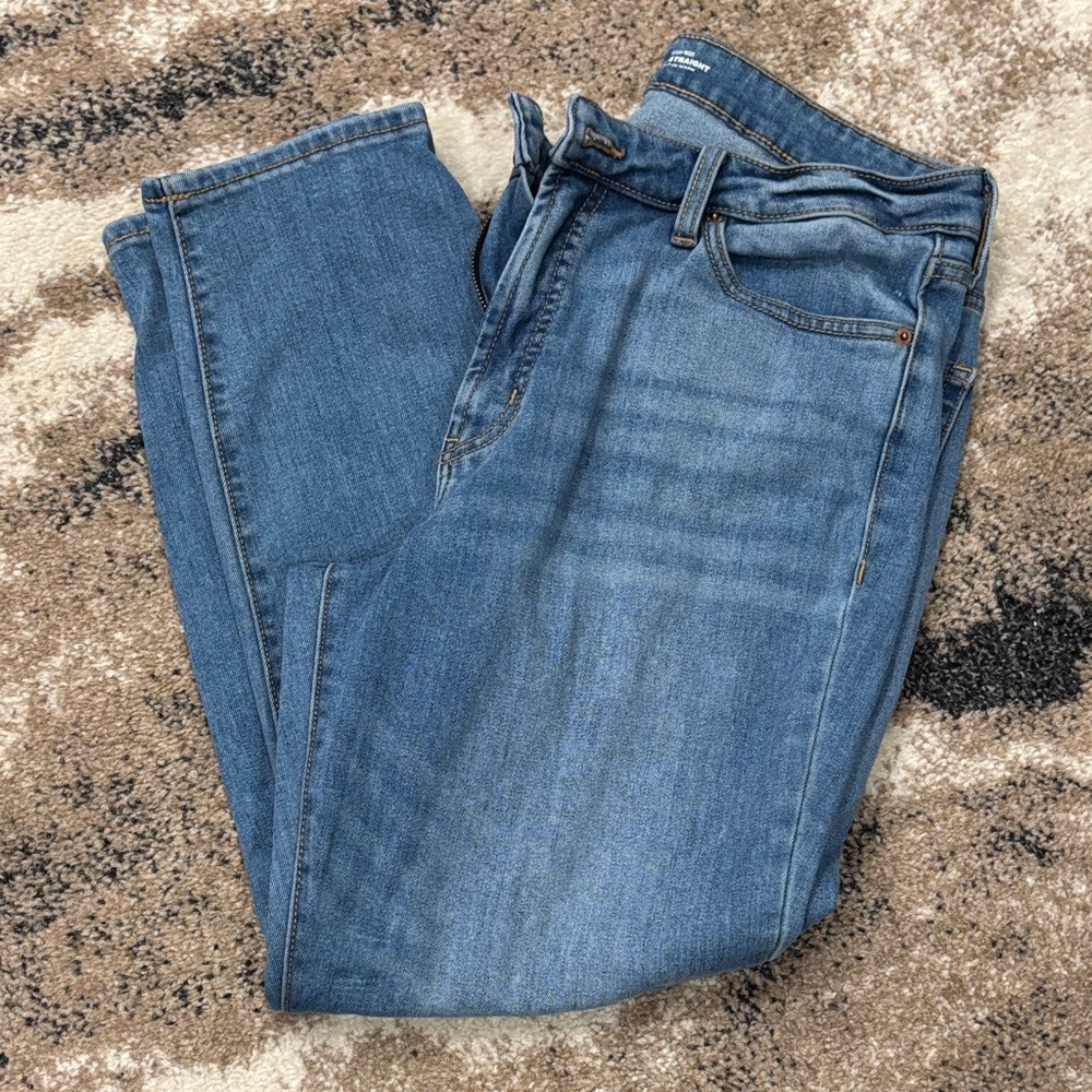 Old Navy Women's Straight Leg Blue Jeans